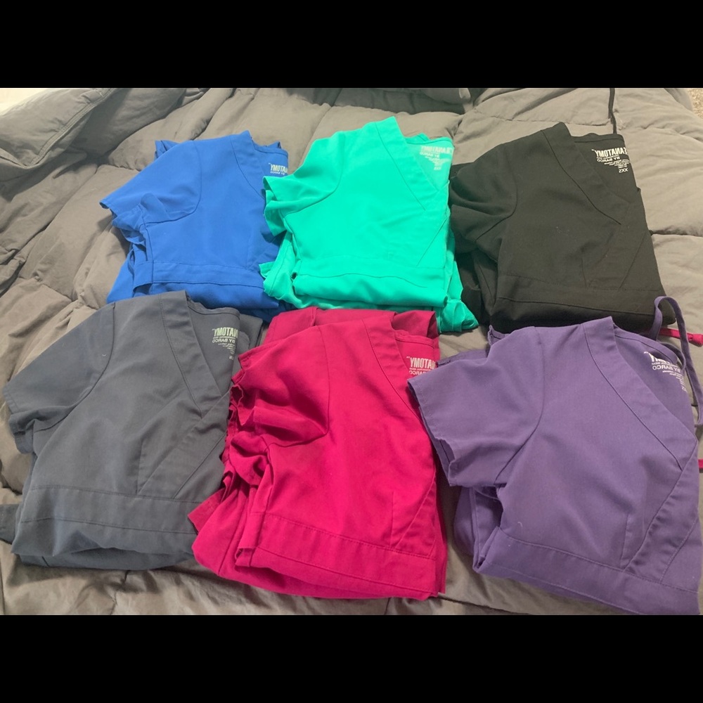 Grays anatomy scrubs lot xxs 6 full sets